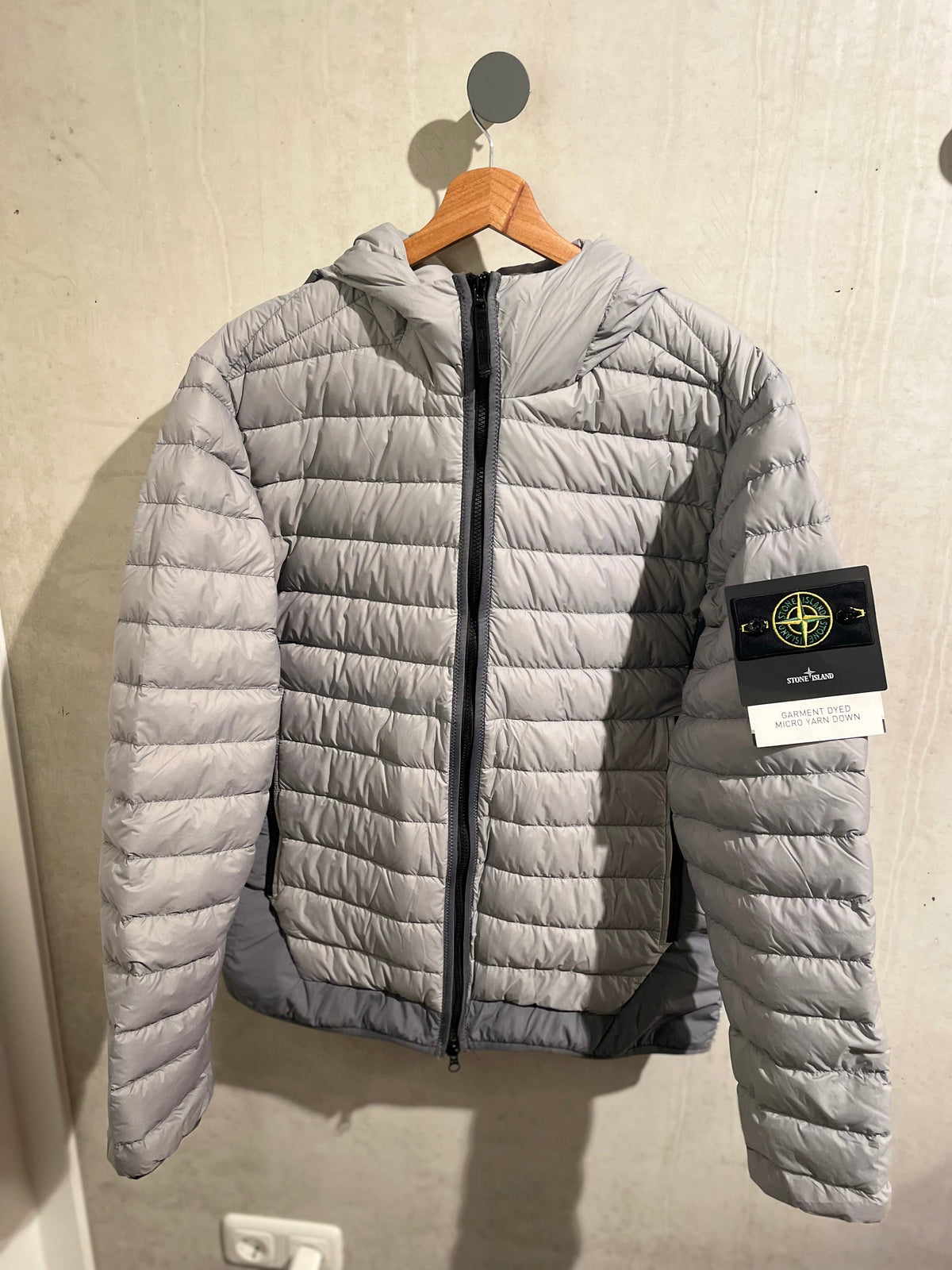 Stone Island garment-dyed hooded down jacket in grey - additional product photo 1